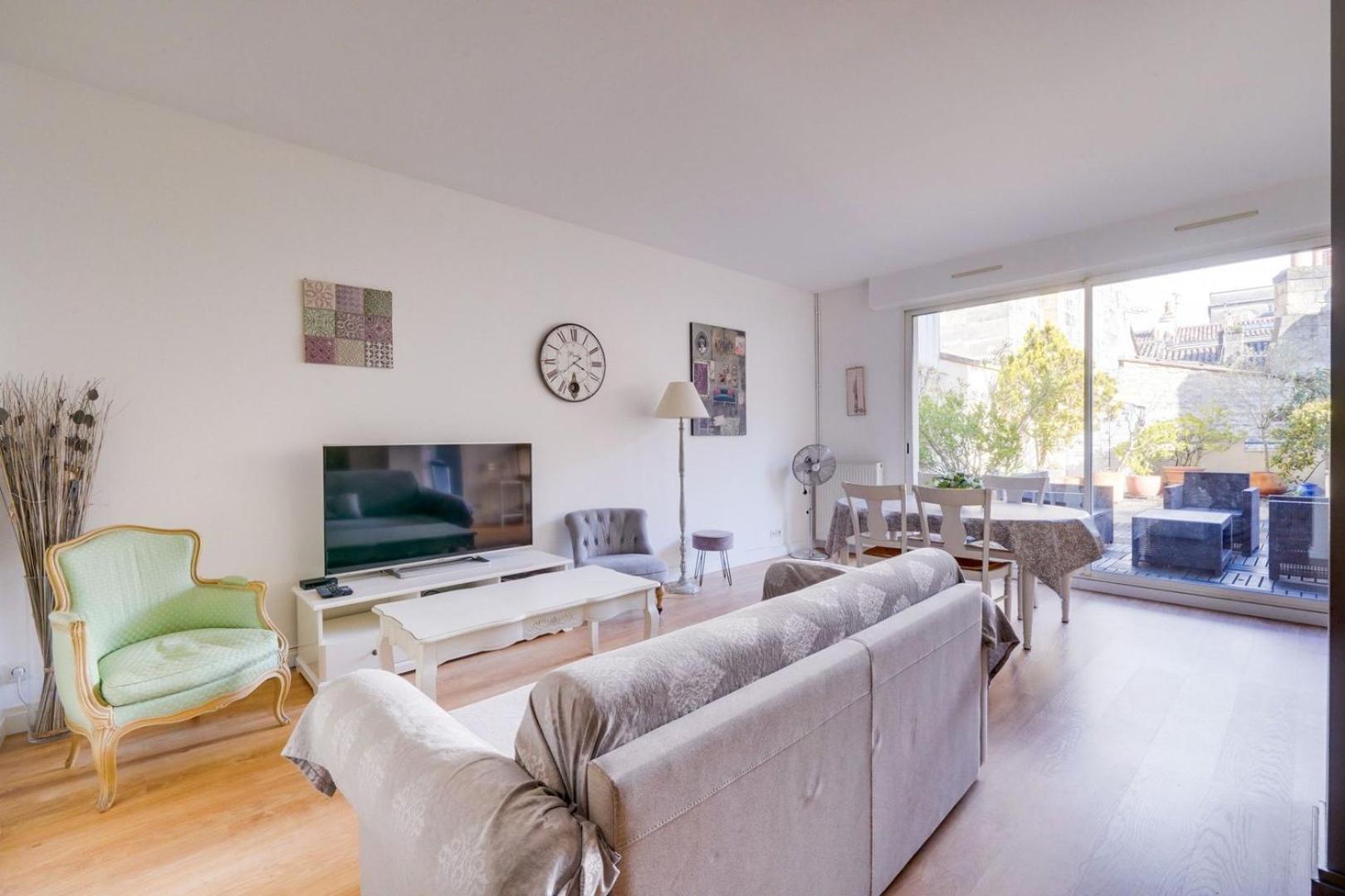 Lovely Apartment With Exceptional Terrace 보르도 외부 사진